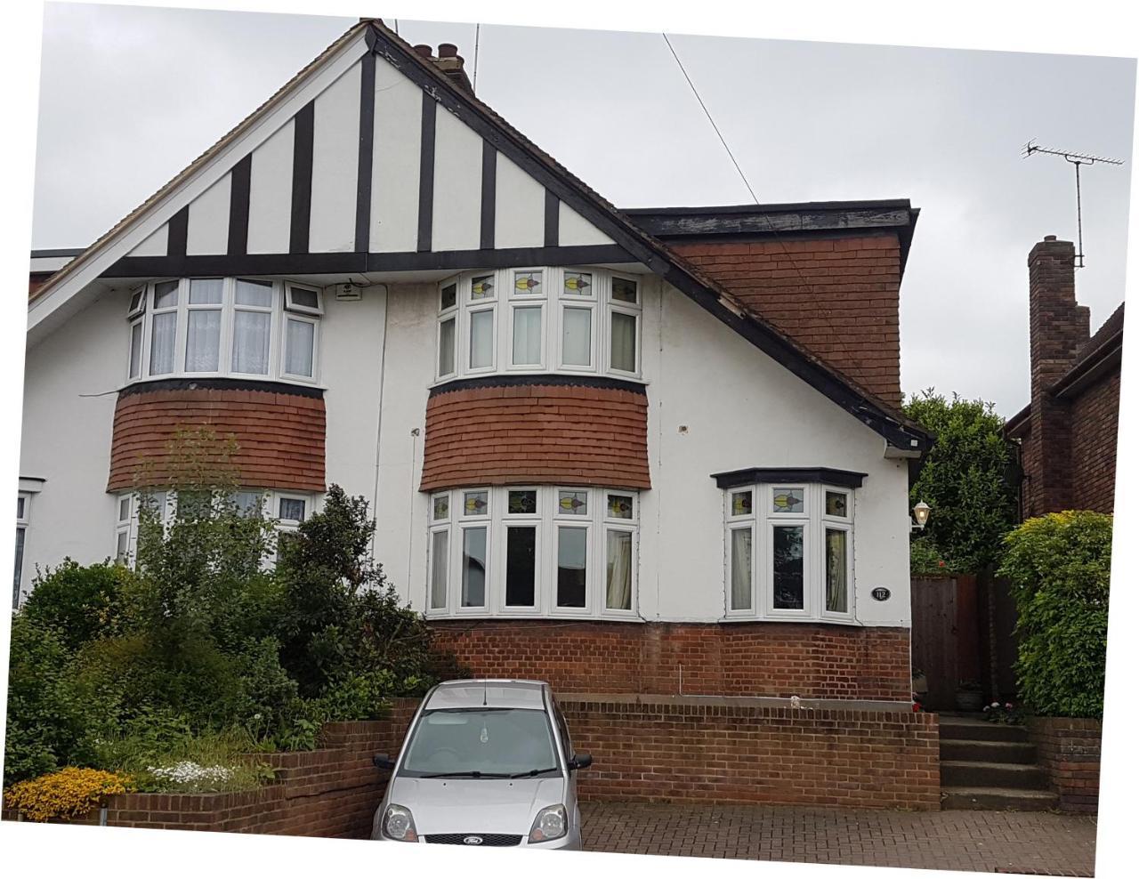 Private Rooms Just 19 Minutes From Central London Northfleet Exterior foto